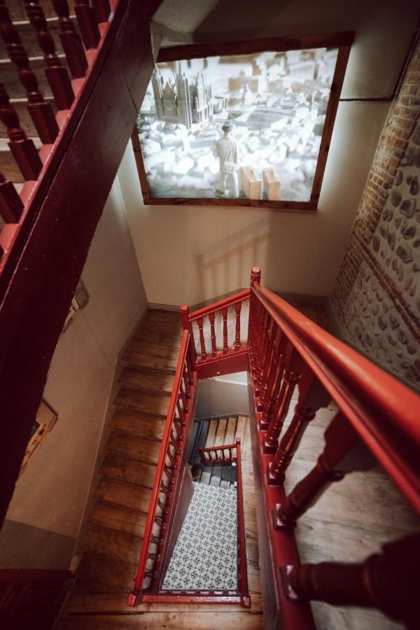 Hotel Albany Ancha León Exteriér fotografie Staircase